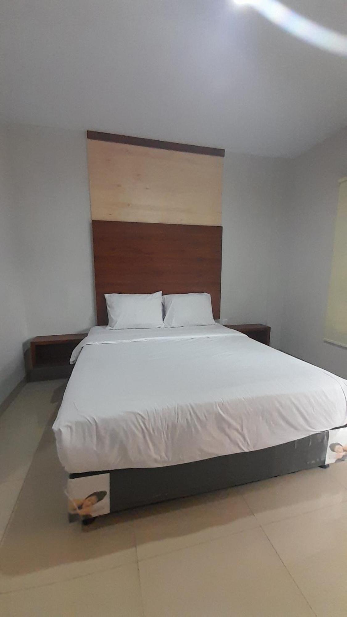 Oyo 93101 Al-Ainah Family Homestay Medan Exterior photo